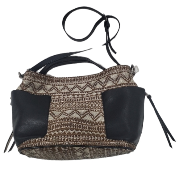 Steve Madden Handbags - STEVE MADDEN Boho Aztec Crossbody Shoulder Bag Purse Black Brown Cream